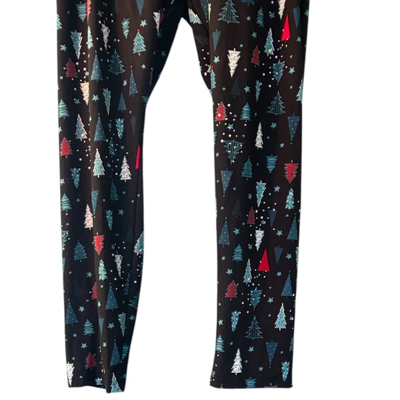 Festive Christmas Tree Patterned Women’s Leggings - Picture 6 of 8